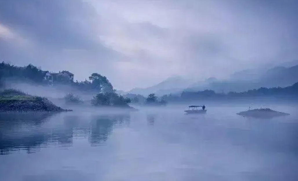 途經(jīng)歲月，淡寫時(shí)光